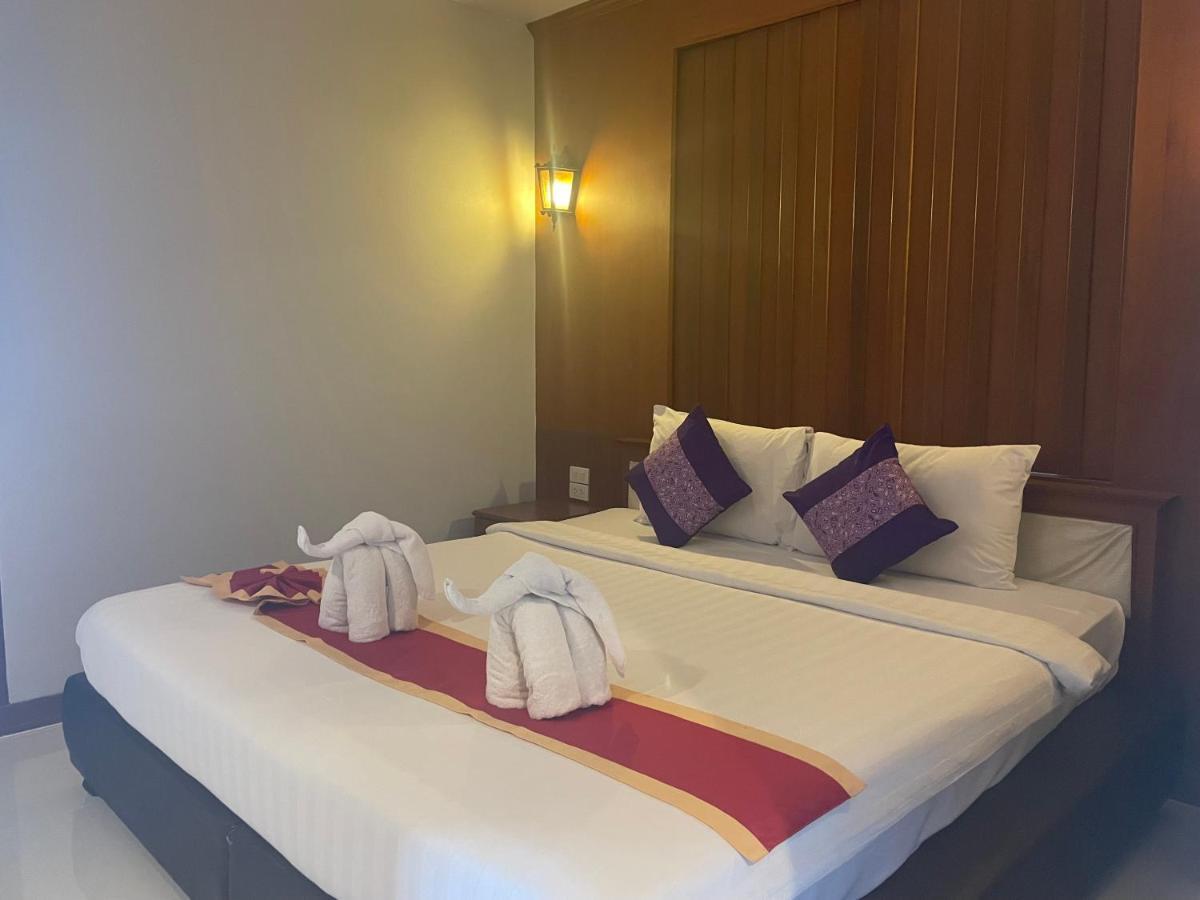 Embryo Hotel Pattaya Exterior foto