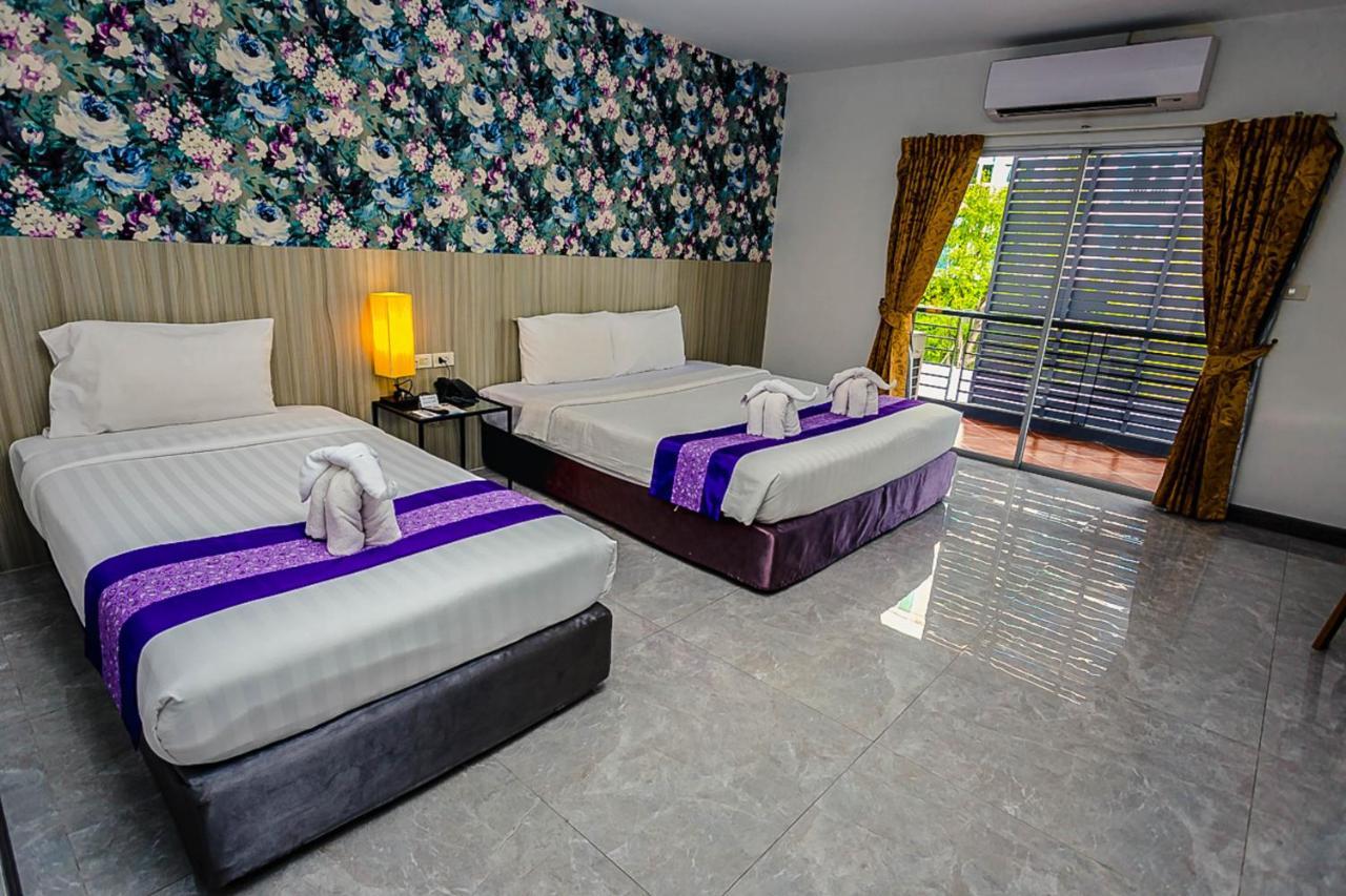 Embryo Hotel Pattaya Exterior foto